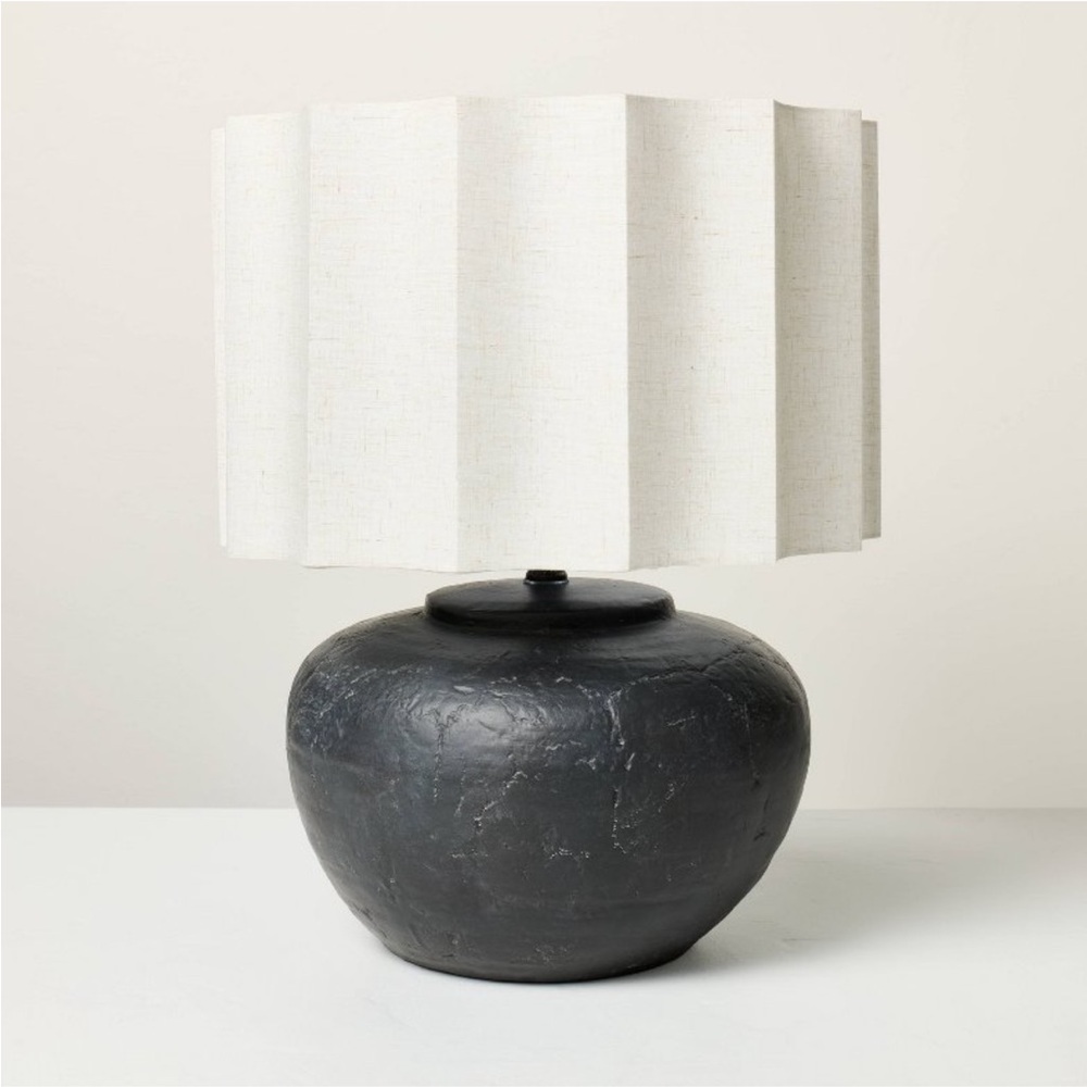 Oversized Ceramic with Fluted Shade
Table Lamp Black/White - Hearth & Hand